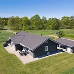 Quanna - 30km From The Sea By Interhome Toftlund