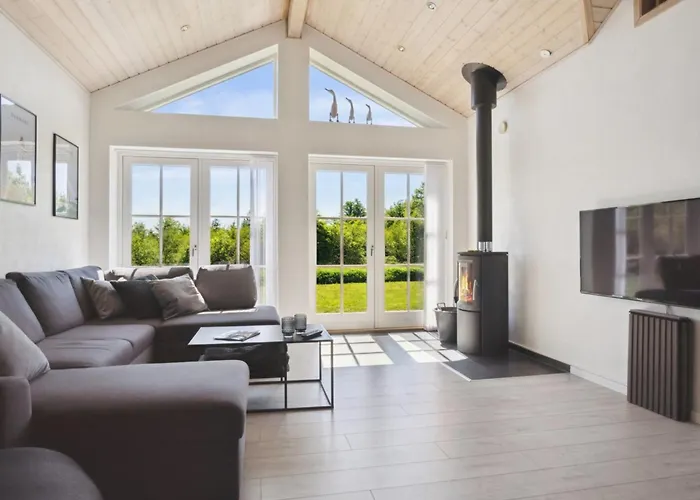 Holiday home Quanna - 30km From The Sea By Interhome *