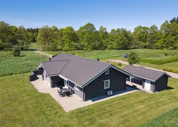 Quanna - 30km From The Sea By Interhome Toftlund